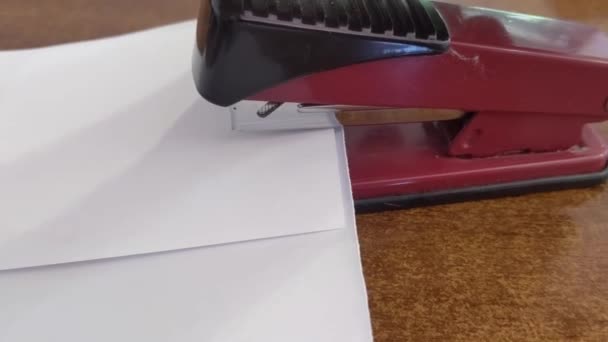 Stapler Binding Paper Documents Very Necessary Thing — Αρχείο Βίντεο