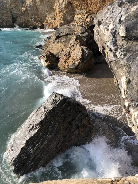 Sauberes Klares Meerwasser Küste Des Mittelmeeres Felsen Das Platschen Der — Stockfoto