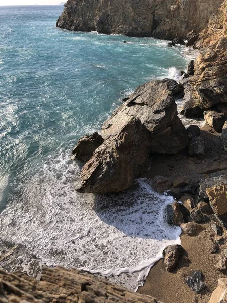 Acqua Pulita Limpida Costa Del Mar Mediterraneo Rocce Schizzo Onde — Foto Stock