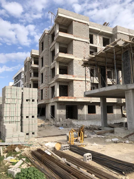 Modern bina yapım halinde