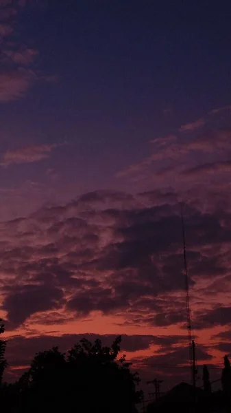 Prachtige Zonsondergang Boven Stad — Stockfoto