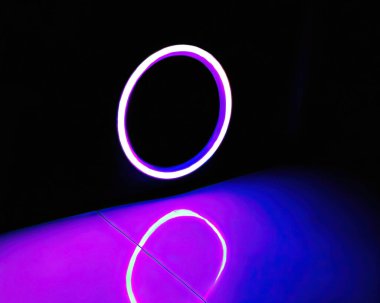 light rings, pink and blue, magenta and turquoise with reflections on the floor, black background, moving light rings, background, wallpaper, wallpaper, mobile background