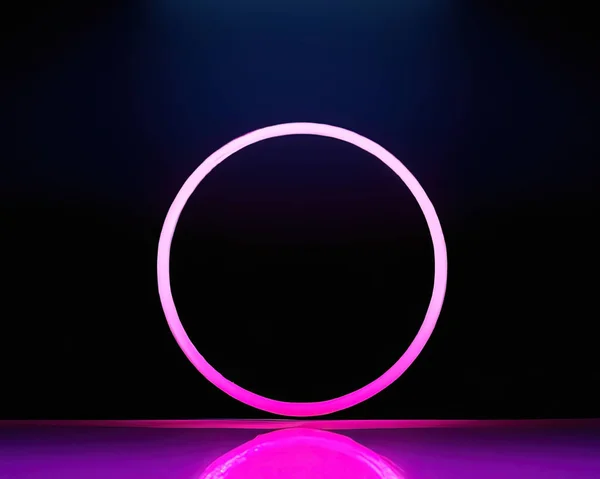 Light Rings Pink Blue Magenta Turquoise Reflections Floor Black Background — Stock Fotó