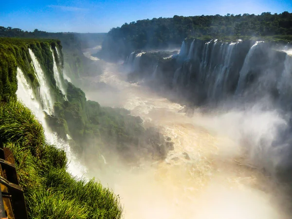 Devil Throat Iguazu Fall — Stockfoto