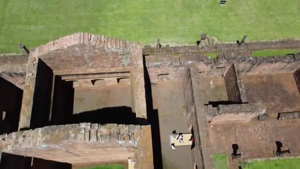 Drone Skott Verkstaden Och Skolområdet Ruinerna Jesus Tavarangue Encarnacion Paraguay — Stockvideo