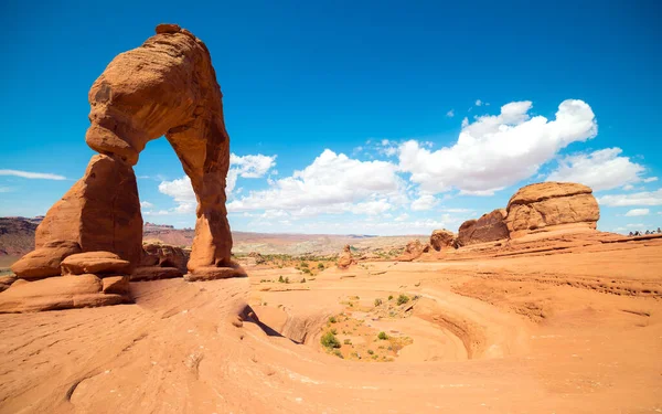 世界の頂上にある繊細なアーチ — ストック写真