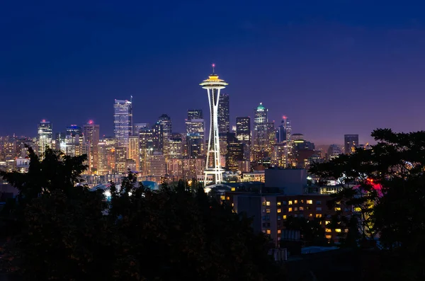 Seattle, şehrin tepesinde.