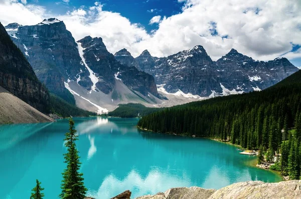 Morraine Lake National Park Ltd — Stock Photo, Image