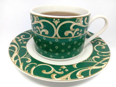 Beyaz arka plan üzerinde izole çay