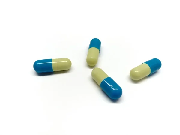 Farmaceutische Geneesmiddelcapsules Witte Achtergrond Sluiten — Stockfoto