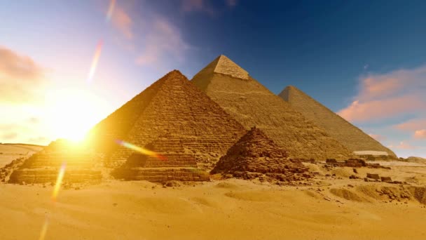 Mimari Mezar Piramit Güneş Çöl Dünyası Yaz Aylarında Arka Planda — Stok video