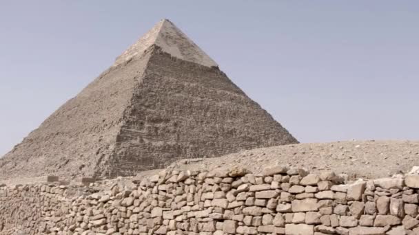 Piramit Kahire Anıtı Gökyüzü Anıtı Taştan Arazi Arka Planda Antik — Stok video