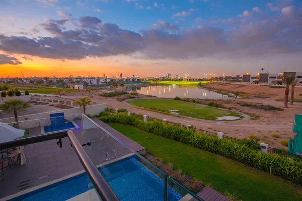 Dubai Emirados Árabes Unidos 2020 Rahat Villas Community Pool Mudon — Fotografia de Stock