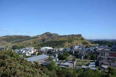 Edinburgh, İskoçya 'daki antik volkan Arthur' un koltuğuna bakın..