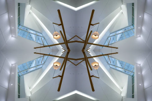 Abstracte Achtergrond Met Symmetrische Vormen Van Een Modern Gebouw — Stockfoto