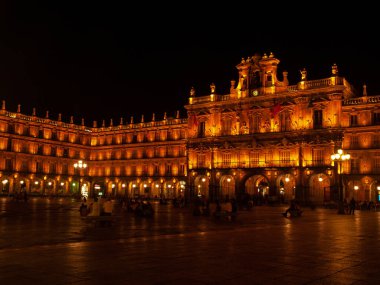Plaza Belediye Başkanı Eylül 2006 gecesi ön cephe, Salamanca, İspanya.