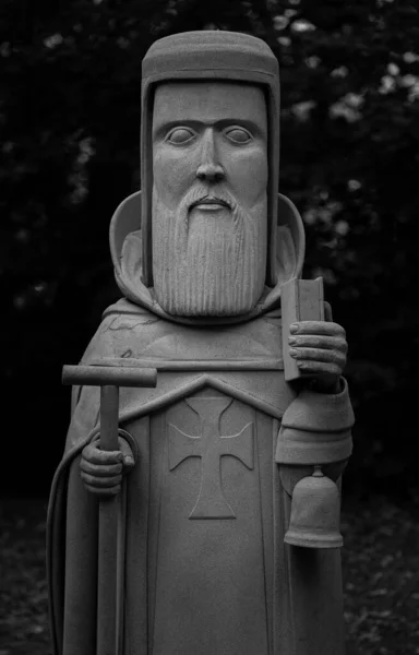 Templar King Medieval Style Wood Sculpture — 图库照片