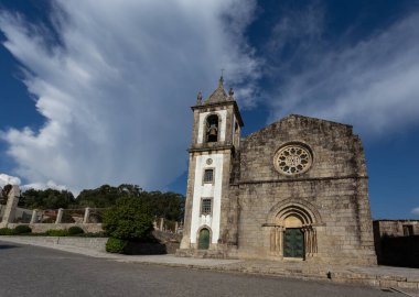 Povoa de Lanhoso 'daki Fontarcada Manastırı, Braga, Portekiz.