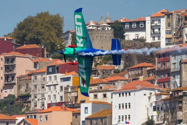 ポルトガル ポルト ガイア2017年9月3日 Red Bull Air Race Racing Day Pilot — ストック写真
