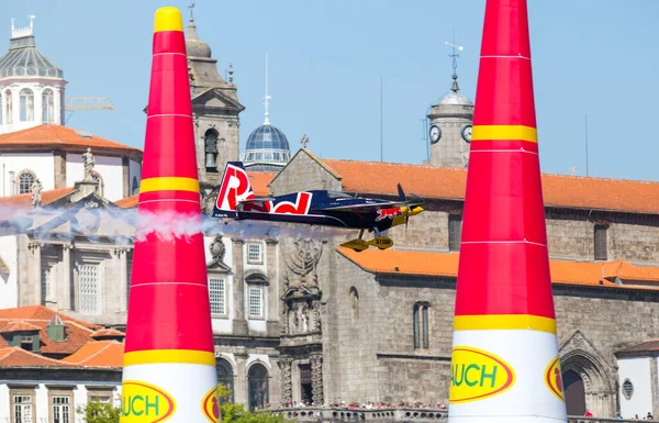 ポルトガル ポルトとガイア2017年9月3日 Red Bull Air Race Racing Day Pilot Martin — ストック写真