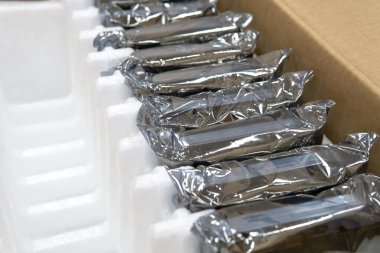 Lot, packaging of new hard drives, restoration services.