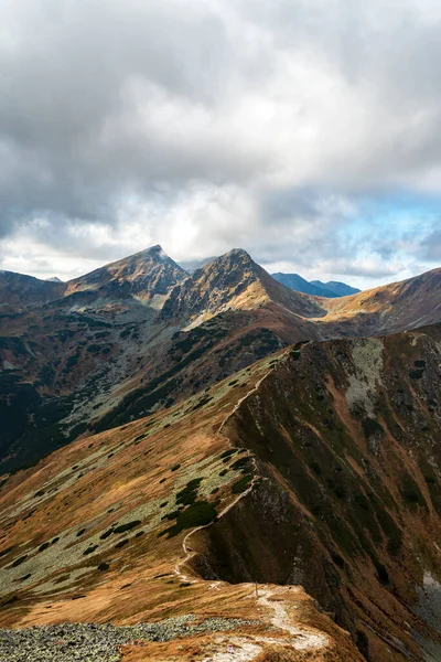 Autumn Zapadne Tatry Mountains Ostry Rohac Placlive Mountain Peaks Hiking — стоковое фото