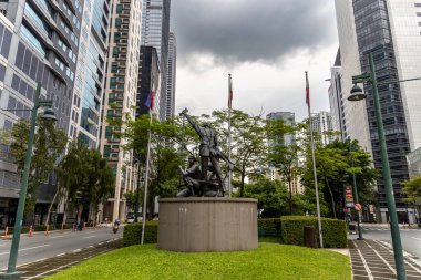 Filipinler, Andres bonifacio bronz heykeli Fort bonifacio, Metro Manila, Filipinler, 24 Ekim 2021