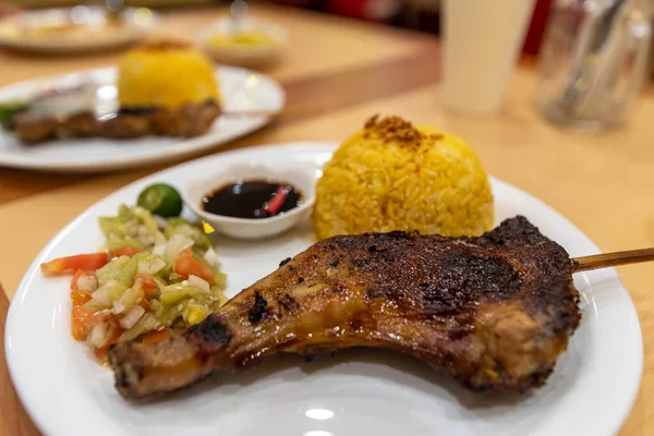 Популярні Філіппінські Страви Курячі Інсал Ресторані — стокове фото