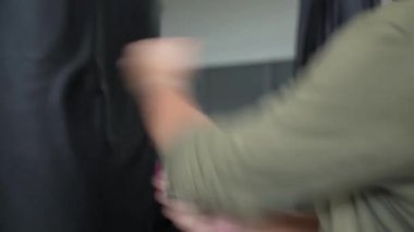 Practice Wing Chun's Chain Punch
