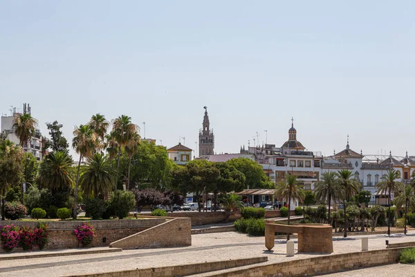 Vistas Desde Las Orillas Del Guadalquivir Parte Giralda Sevilla España — Foto de Stock