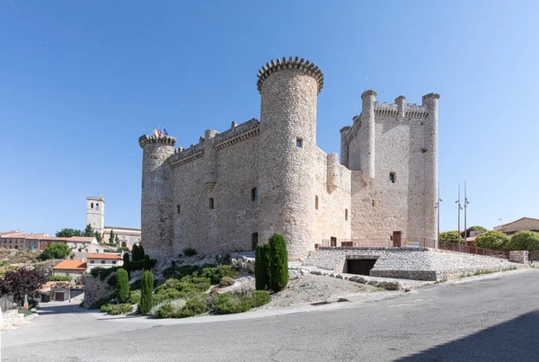 Ortaçağ kalesi Torija, Guadalajara, İspanya