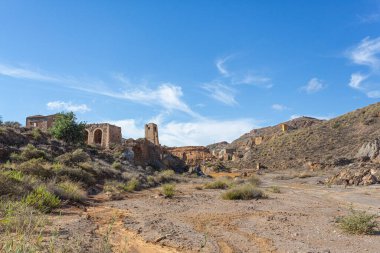 Minas de Portman, İspanya 'nın Murcia Özerk Topluluğu Portman' ın kıyı bölgesinde yer almaktadır.