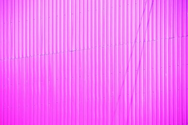 Açık pembe ve açık mavi duvarlı desenli bir arkaplan