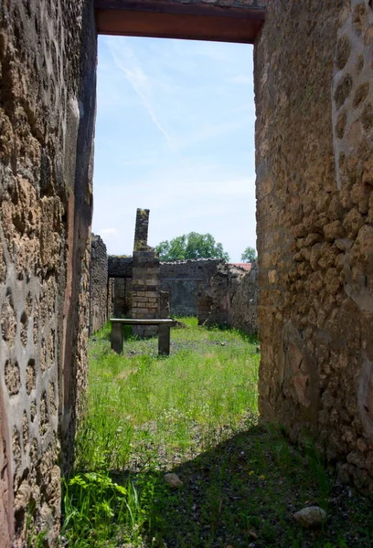 Pompeji Talya Antik Duvarlar Arasında Bir Avlu — Stok fotoğraf