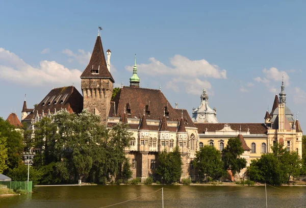 Замок Вайдахуньяд Замок Городском Парке Будапешта Венгрия Построен 1896 Году — стоковое фото