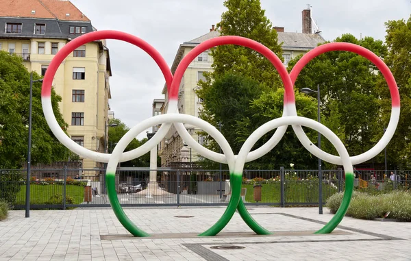 Work Art Essentially Olympic Rings Painted Red White Green Colours — Zdjęcie stockowe