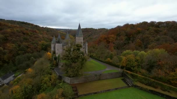 Castle Vves Just Village Celles Province Namur Belgium Occupies Rocky — Stockvideo