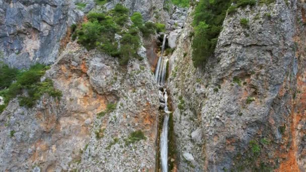 Stunning Waterfall Found Logar Valley Northern Slovenia Called Rinka Falls — Stock video