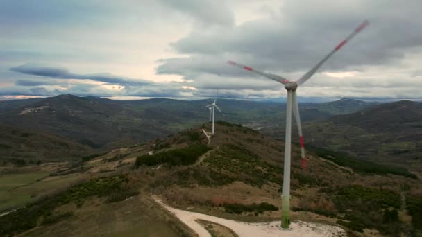 Video Wind Farm Multiple Windmills Filmed San Giovanni Lipioni Italy — 비디오