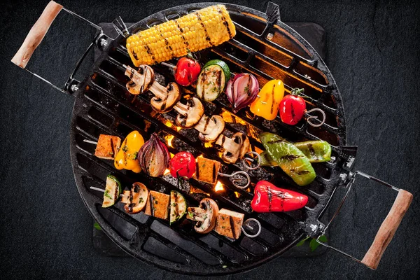 Rostning Ugnsbakad Grönsak Och Köttgrill — Stockfoto