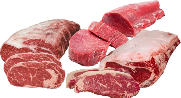 白地に隔離された生牛肉の肉 — ストック写真