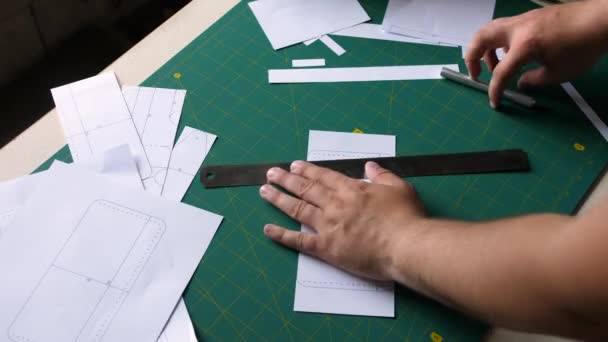 Man Cuts Bum Preparing Patterns Sewing Product Leather Uses Ruler — Stock Video