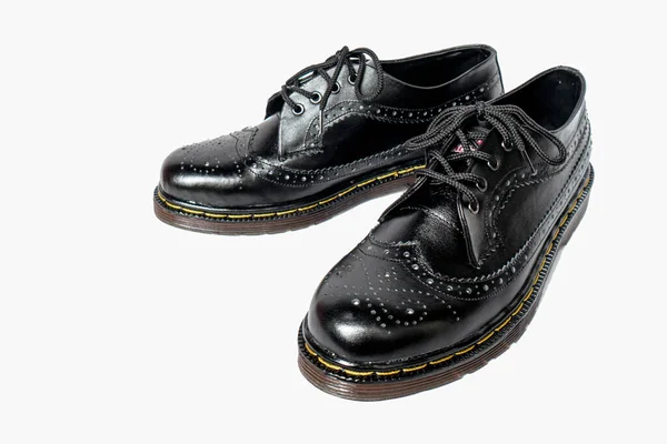 Full Black Brogue Wingtip Shoes Από Γνήσιο Cowhide Λεπτομέρεια Λευκό — Φωτογραφία Αρχείου