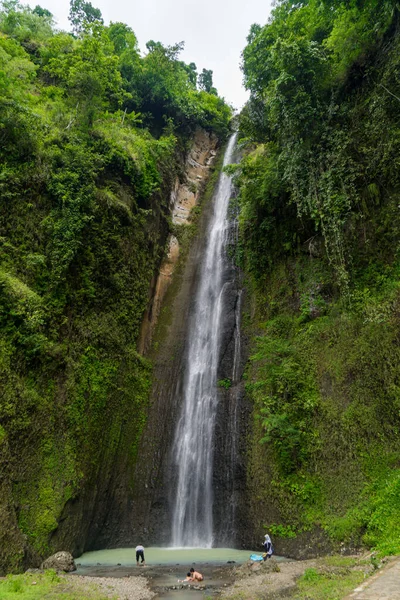 Beauty Sidoharjo Waterfall Straight Waterfall Meters High Surrounded Cliffs Tallest — Fotografia de Stock
