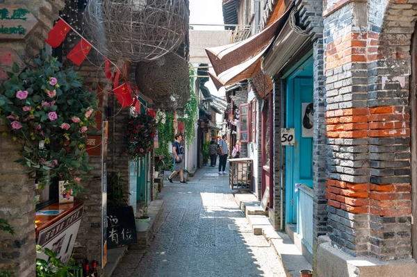 Shanghai China September 2019 Old Residential Buildings Transformed Shops Restaurants — Stock Photo, Image