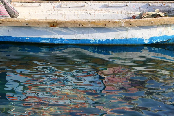 イスラエルの地中海のテルアビブの港でボートやヨットドック — ストック写真