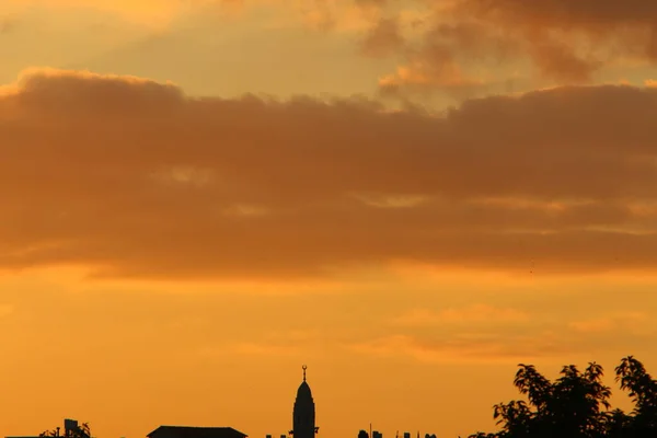 Färgen Himlen Morgonen Soluppgången Från Bakom Bergen — Stockfoto