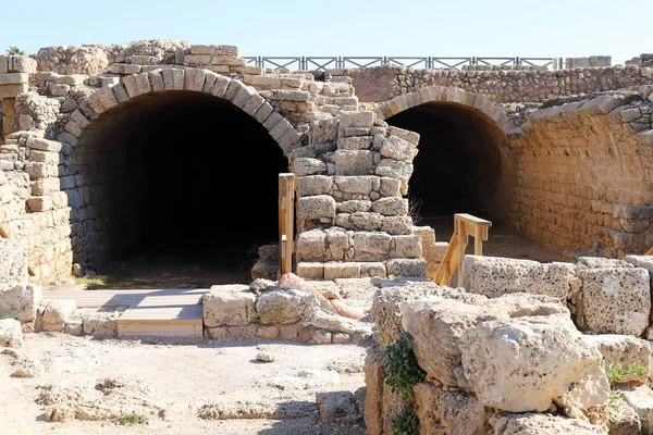 Forntida Amfiteater Och Välvda Tak Över Köpcentrum Nationalparken Caesarea Vid — Stockfoto