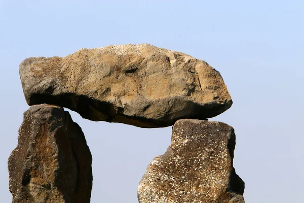 Velké Kameny Městském Parku Břehu Středozemního Moře Severním Izraeli — Stock fotografie