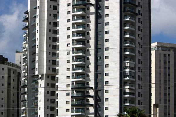 Bottom View High Rise Buildings Big City Blue Sky — Stock Photo, Image